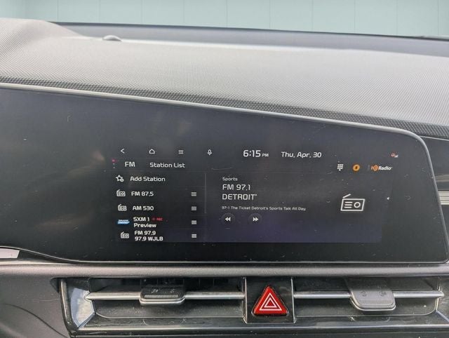 2023 Kia Niro EX Touring