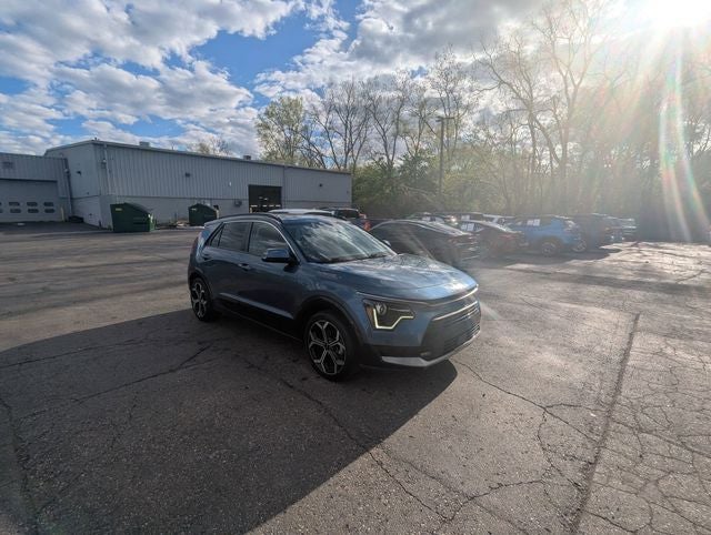 2023 Kia Niro EX Touring