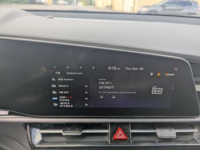 2023 Kia Niro EX Touring