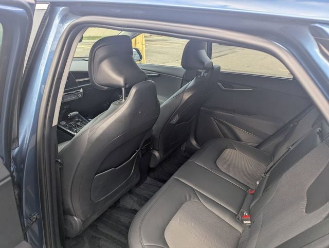 2023 Kia Niro EX Touring