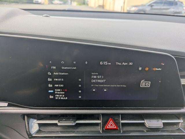 2023 Kia Niro EX Touring