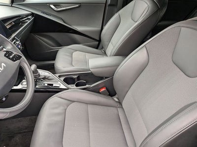2024 Kia Niro EX