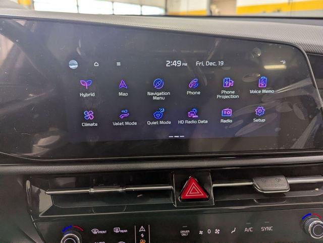 2024 Kia Niro EX Touring