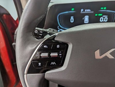 2023 Kia Niro SX