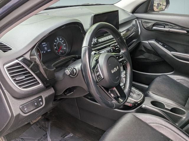 2023 Kia Seltos EX