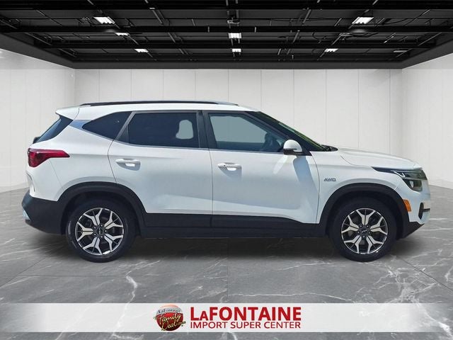 2023 Kia Seltos EX