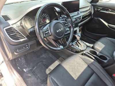 2023 Kia Seltos EX