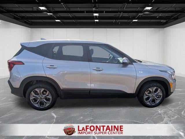 2023 Kia Seltos EX
