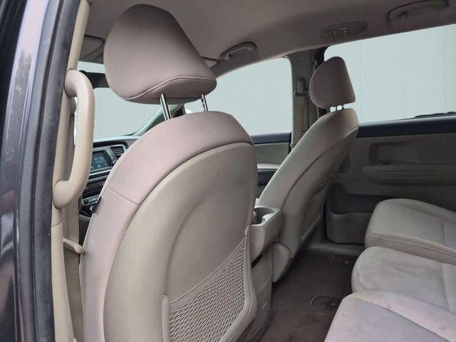 2020 Kia Sedona LX