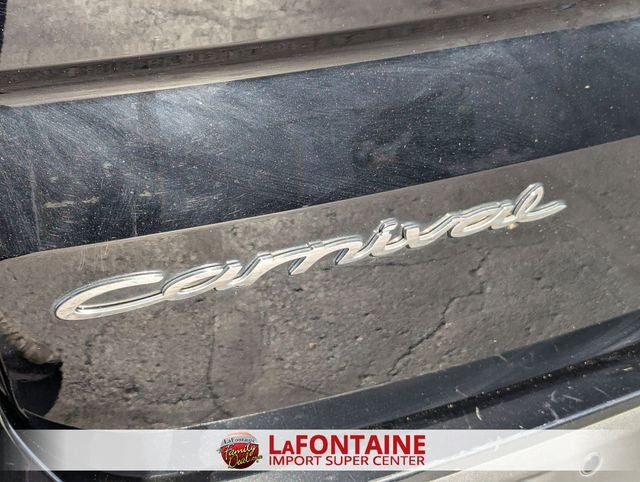 2022 Kia Carnival EX