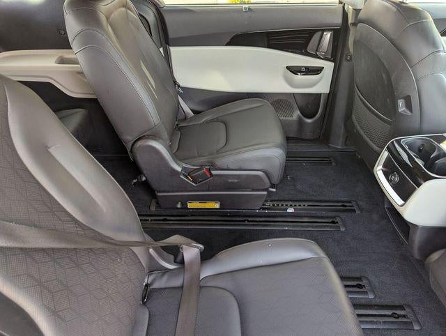 2022 Kia Carnival EX