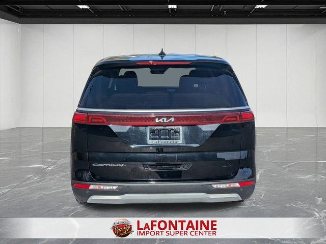 2022 Kia Carnival EX