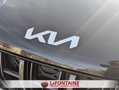 2022 Kia Carnival EX