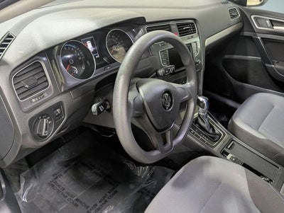 2016 Volkswagen e-Golf SE