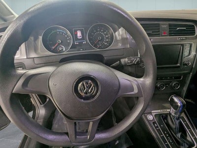 2016 Volkswagen e-Golf SE