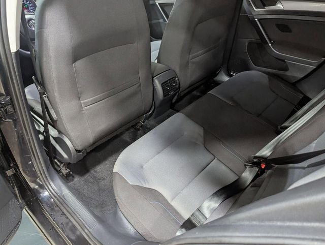 2016 Volkswagen e-Golf SE