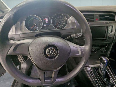 2016 Volkswagen e-Golf SE