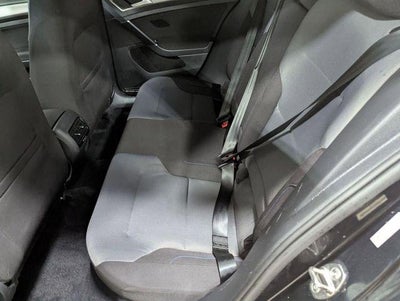 2016 Volkswagen e-Golf SE