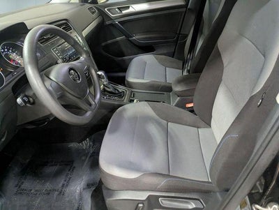 2016 Volkswagen e-Golf SE