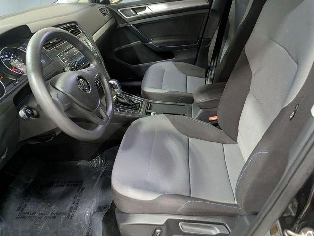 2016 Volkswagen e-Golf SE