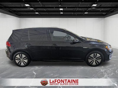 2016 Volkswagen e-Golf SE