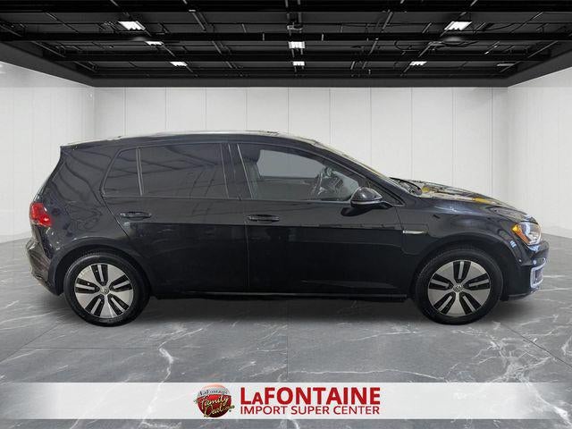 2016 Volkswagen e-Golf SE