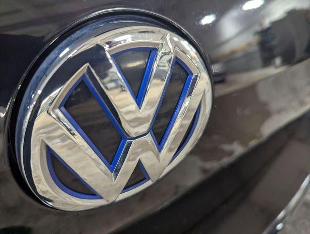 2016 Volkswagen e-Golf SE