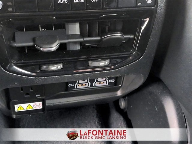 2022 Jeep Grand Cherokee L Overland 4x4