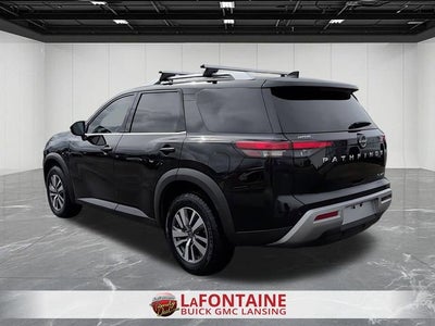 2023 Nissan Pathfinder SL 4WD