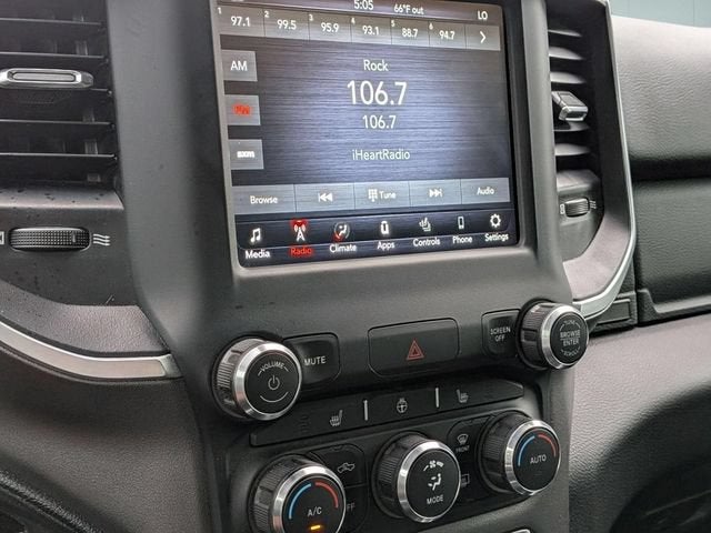 2021 RAM 1500 Big Horn Crew Cab 4x4 5'7" Box