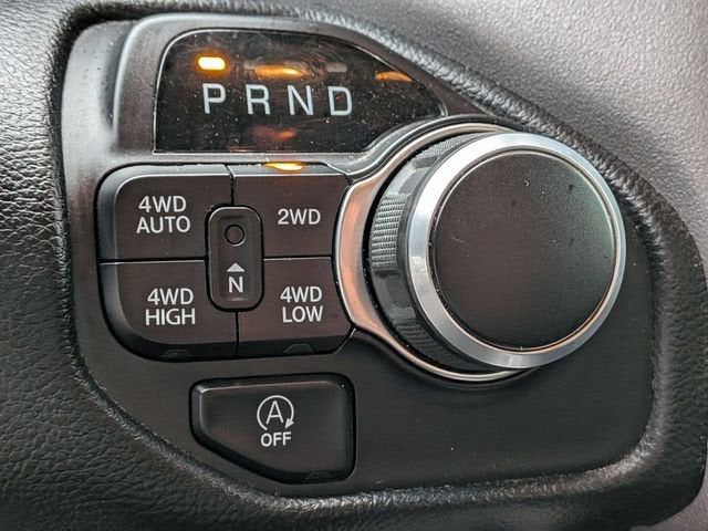 2021 RAM 1500 Big Horn Crew Cab 4x4 5'7" Box