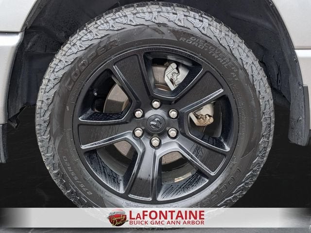 2021 RAM 1500 Big Horn Crew Cab 4x4 5'7" Box