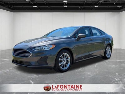 2020 Ford Fusion SE