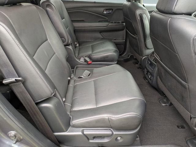 2021 Honda Pilot Touring 7-Passenger