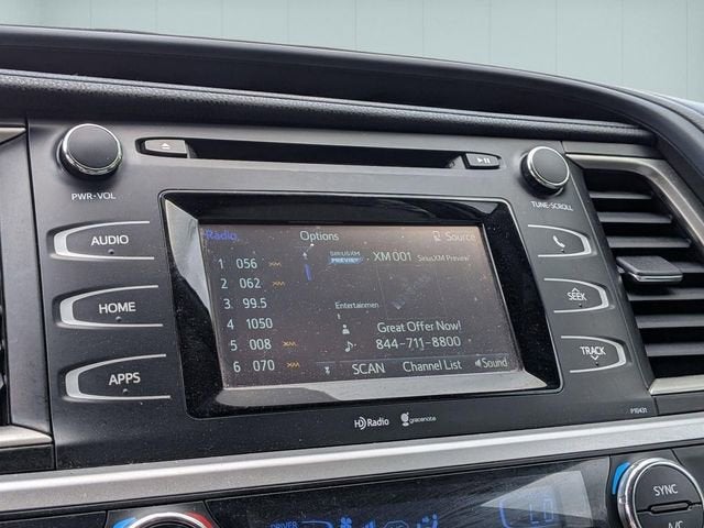 2015 Toyota Highlander LE