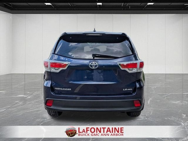 2015 Toyota Highlander LE