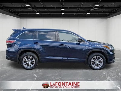 2015 Toyota Highlander LE