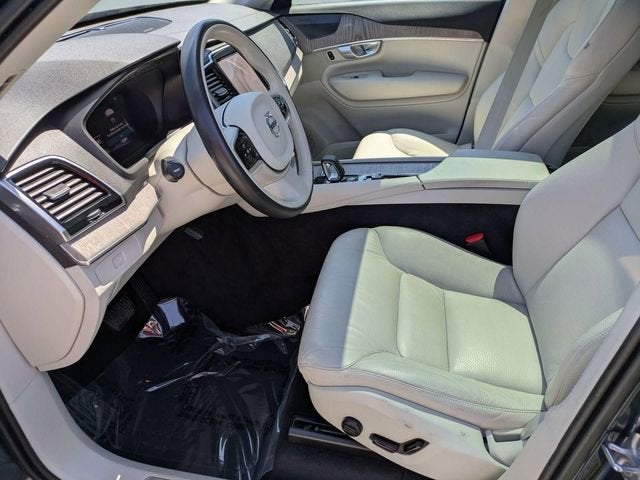 2024 Volvo XC90 B5 Plus Bright Theme