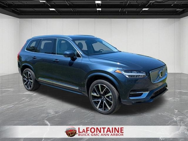 2024 Volvo XC90 B5 Plus Bright Theme
