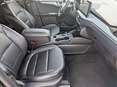2024 Ford Escape Platinum