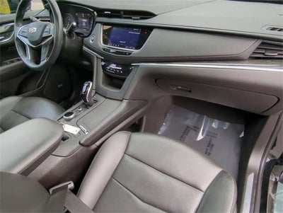 2022 Cadillac XT5 Premium Luxury