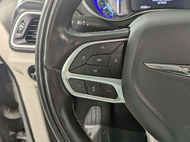 2022 Chrysler Pacifica Hybrid Touring L