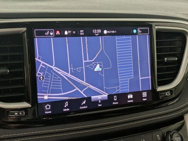 2022 Chrysler Pacifica Hybrid Touring L