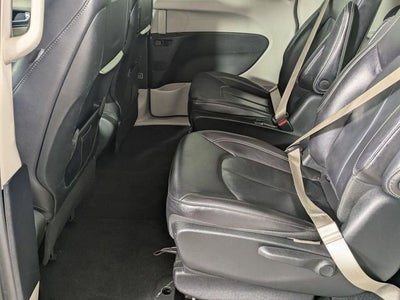 2022 Chrysler Pacifica Hybrid Touring L