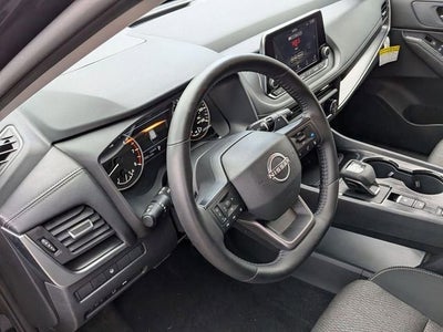 2025 Nissan Rogue SV FWD