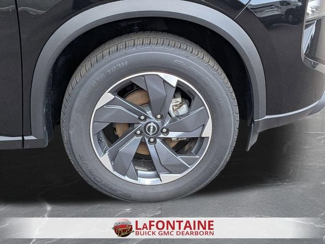 2025 Nissan Rogue SV FWD