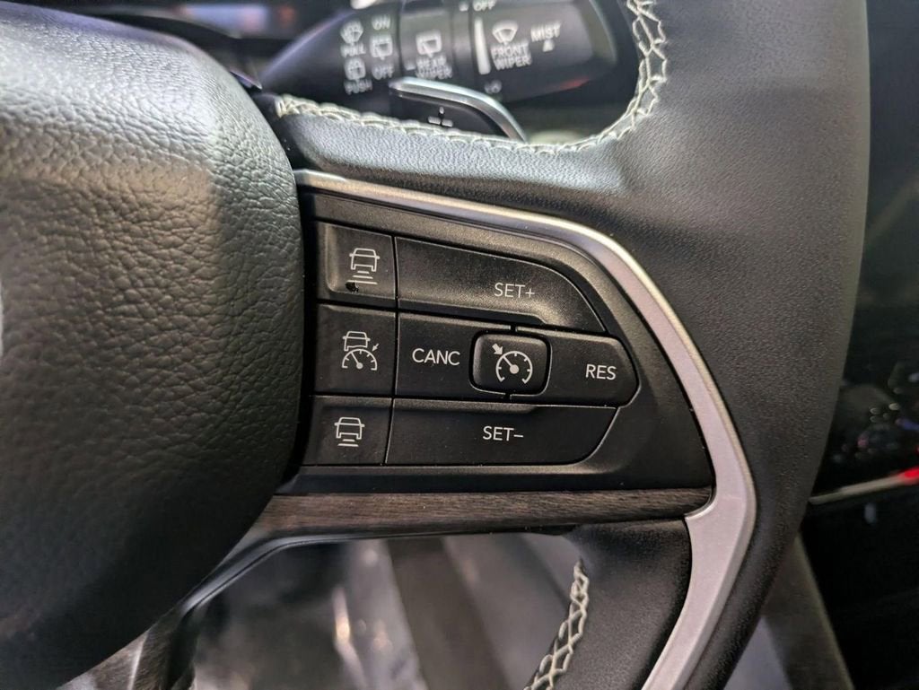 2025 Jeep Grand Cherokee L Limited 4x4