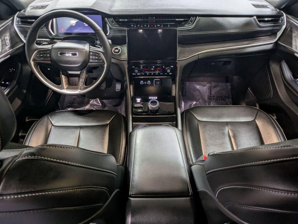 2025 Jeep Grand Cherokee L Limited 4x4