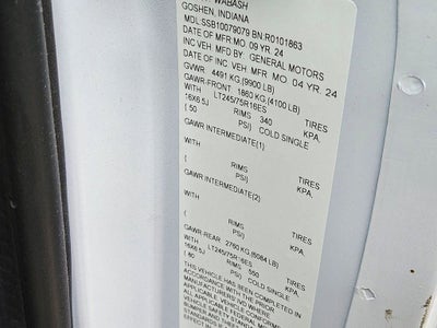 2024 GMC Savana Cutaway 3500 1WT