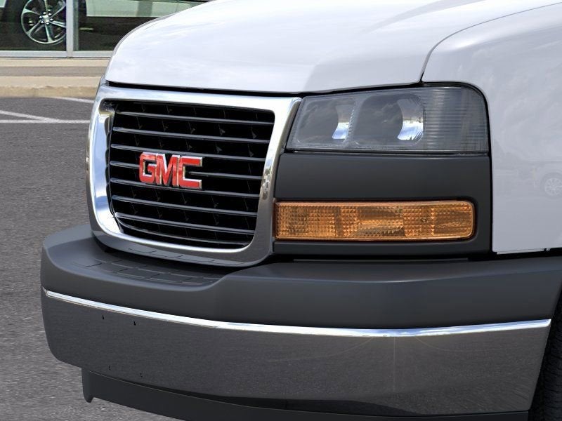 2026 GMC Savana Passenger LT